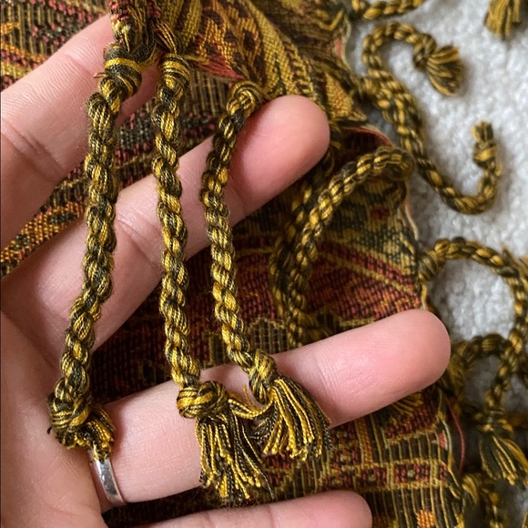 NWOT Paisley Tapestry Table Runner Fringe Tassels Gold Brown Tones 18" x 93" - Picture 6 of 8